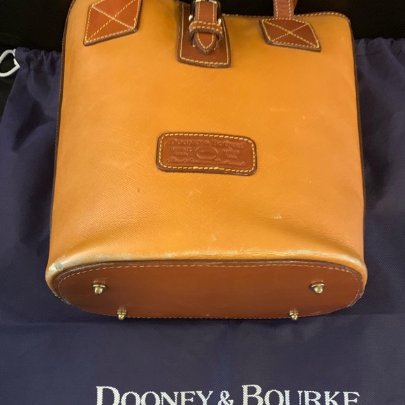 🌺HP🌺Dooney & Bourke Shoulder Bag - Picture 4 of 8